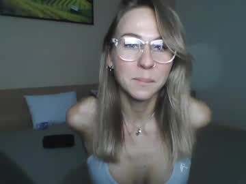 girl Sex Cams For Horny People with viktoriaaember