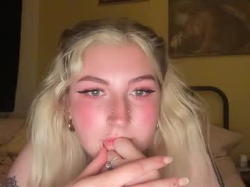 girl Sex Cams For Horny People with lulababy23
