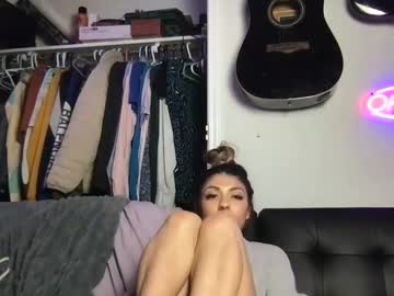 couple Sex Cams For Horny People with bayjaexxx