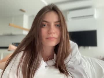 girl Sex Cams For Horny People with kattyyy_catt