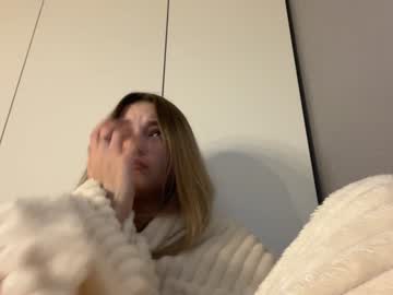 girl Sex Cams For Horny People with norakiso