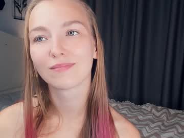 girl Sex Cams For Horny People with fluttery_talk