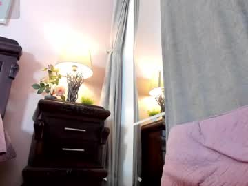 girl Sex Cams For Horny People with arisweett