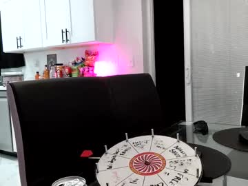 couple Sex Cams For Horny People with mistie_hightops