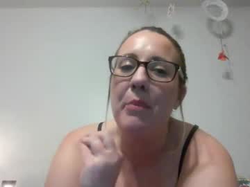 girl Sex Cams For Horny People with lexiskyy06
