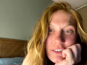 girl Sex Cams For Horny People with petalingpussy