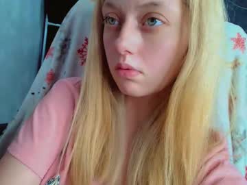 girl Sex Cams For Horny People with puff_witch