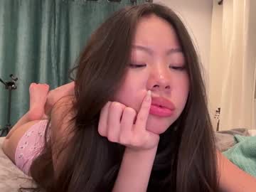 girl Sex Cams For Horny People with miakimxo