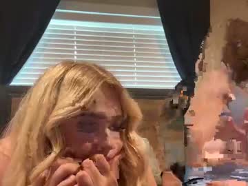 girl Sex Cams For Horny People with lizzymariee