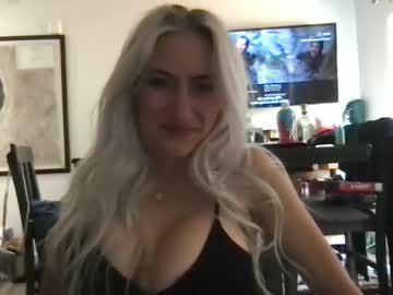 girl Sex Cams For Horny People with kinziemcbride