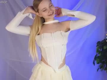 girl Sex Cams For Horny People with emily_glimmer
