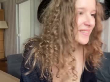 girl Sex Cams For Horny People with solarshine_